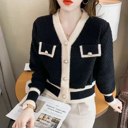 Autumn And Winter Color-blocking Knitted Top Women Cardigan Long-sleeved V-neck Short 2023 New Coat Fashion All-match Top