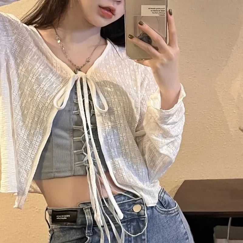 2024 Branco Amarrar Cardigan Verão Mulheres Sexy Manga Longa Transparente Malha Crop Tops Mulher Chique Todos Combinam Curto Estampado T Shirt Mujer