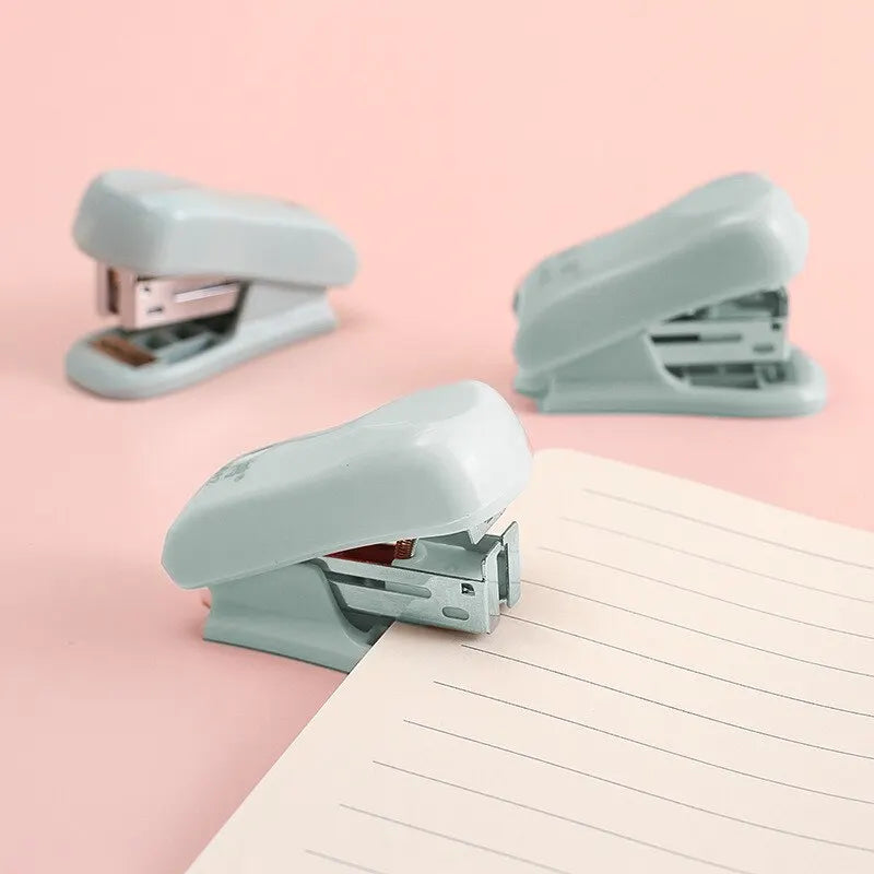 1pcs Mini Stapler Set Staples Paper Binder Stationery Office Kawaii Stationery Binding Tools School Supplies