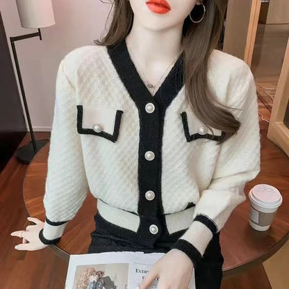 Autumn And Winter Color-blocking Knitted Top Women Cardigan Long-sleeved V-neck Short 2023 New Coat Fashion All-match Top