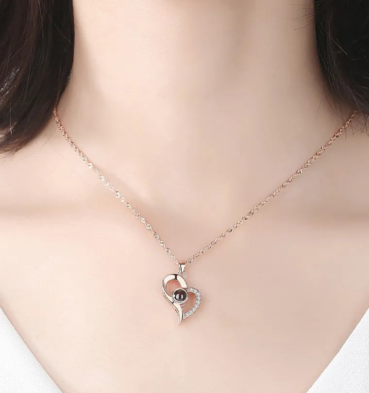 Projection Necklace Set With Rose Gift Box 100 Languages I Love You Heart Pendant Jewelry 2023 Hot Sale Accessories Dropshipping