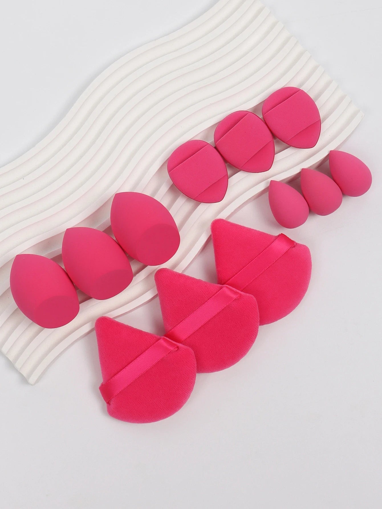 12-Piece All-Purpose Makeup Sponge Set, Made of 3 loose Powder Puffs, 3 Mini Air Cushion Puffs, 3 Beauty Eggs and 3 Mini Beauty