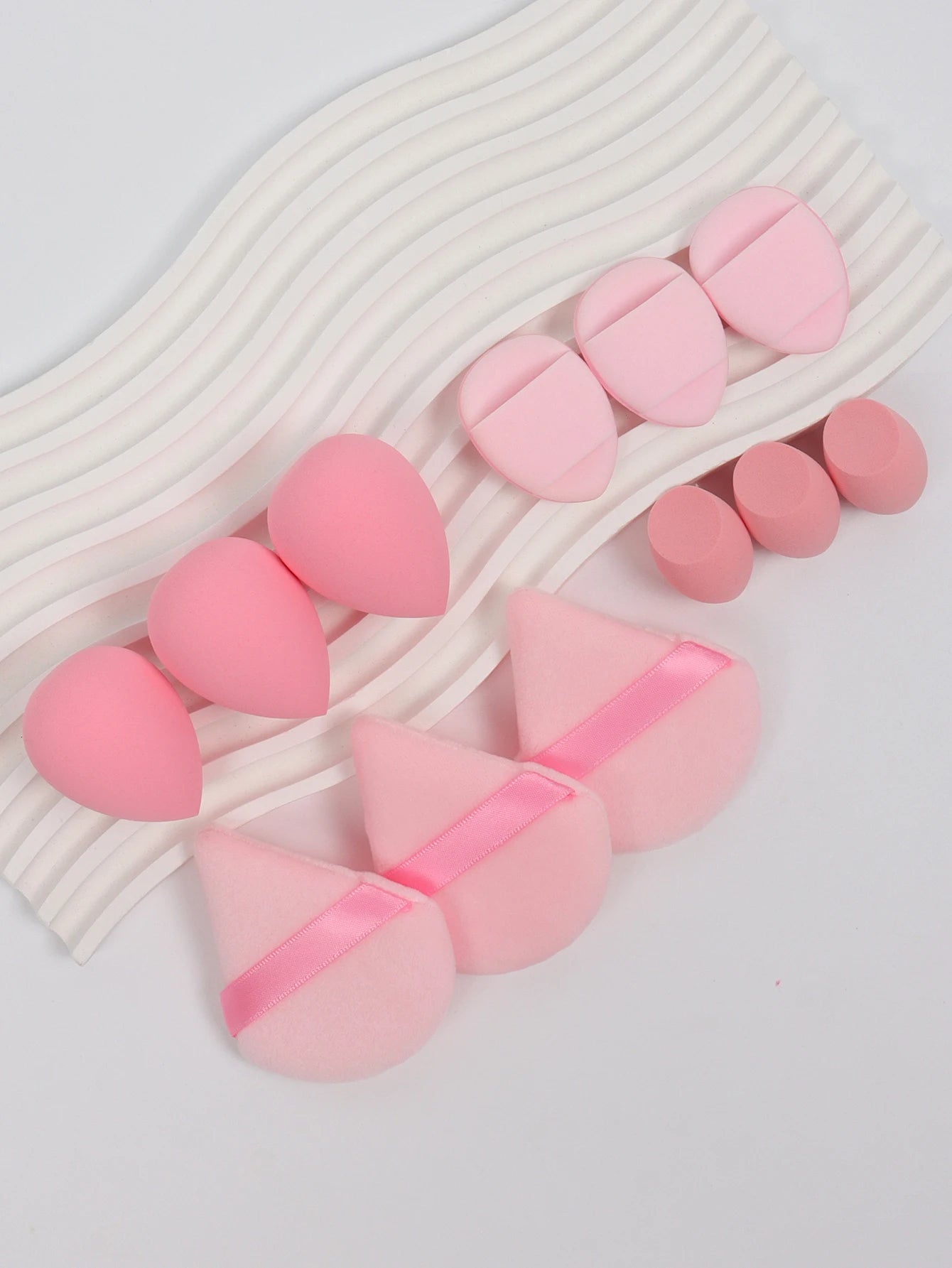 12-Piece All-Purpose Makeup Sponge Set, Made of 3 loose Powder Puffs, 3 Mini Air Cushion Puffs, 3 Beauty Eggs and 3 Mini Beauty